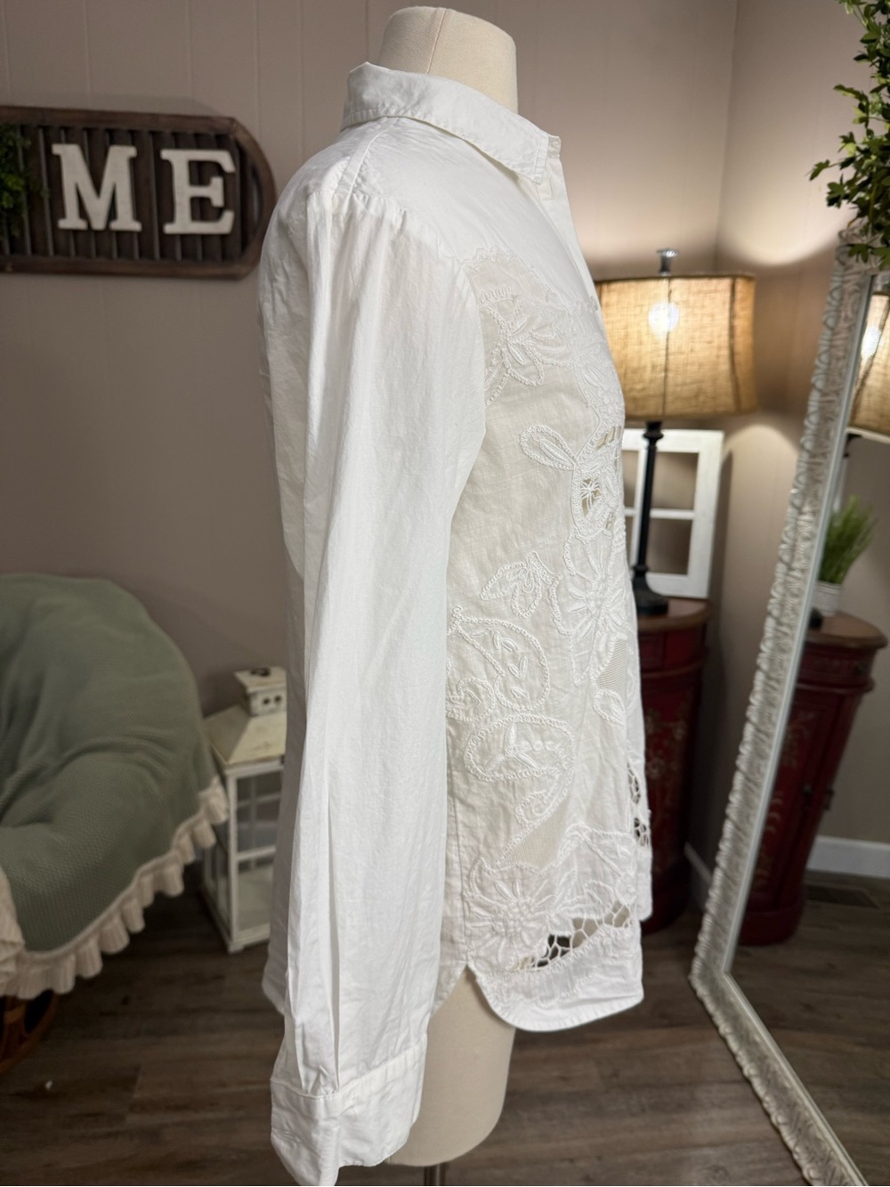 Maeve by Anthropologie White Embroidered Cutwork Button Down Shirt - Picture 8 of 11